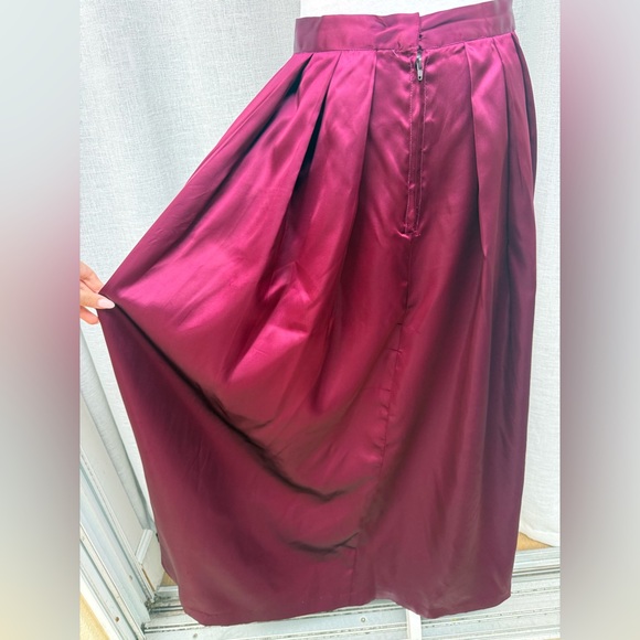 Vintage burgundy maxi satin circle skirt - Picture 6 of 11